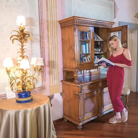 Otel Fortuna 3*